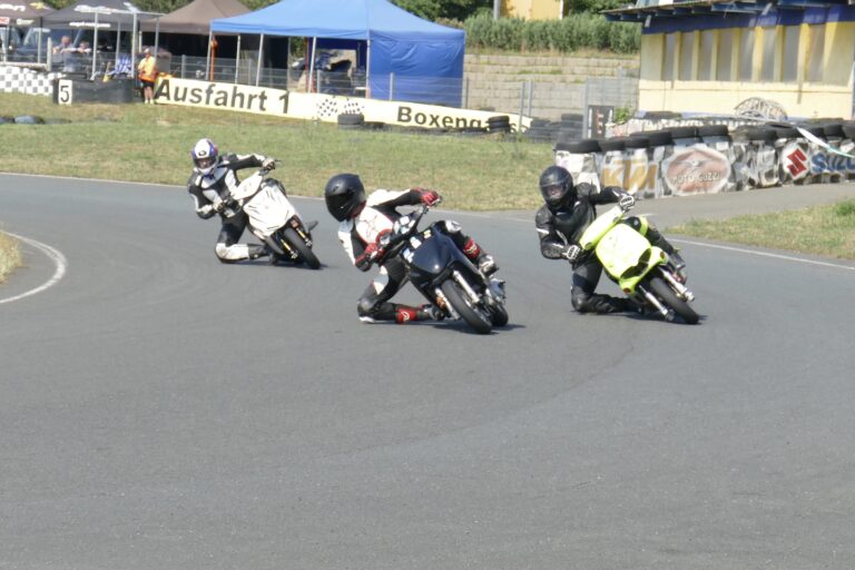 Scooter-Rennen auf dem Harz-Ring